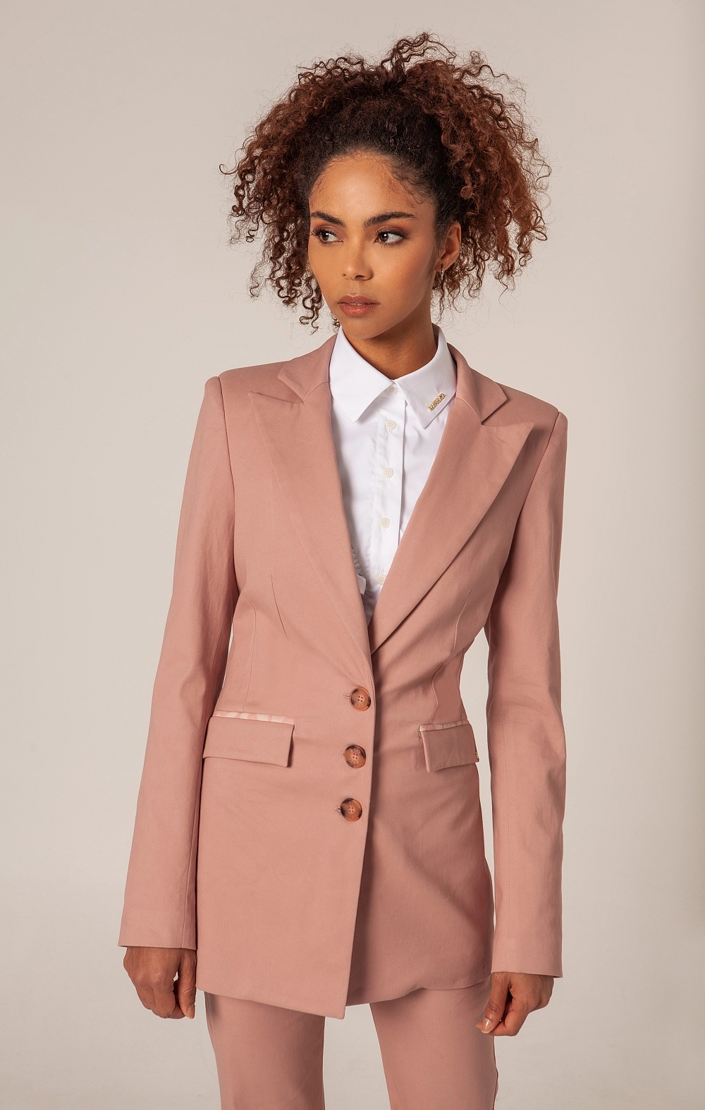BLAZER CINTURÓN  ESTAMPADO MNGT ROSA
