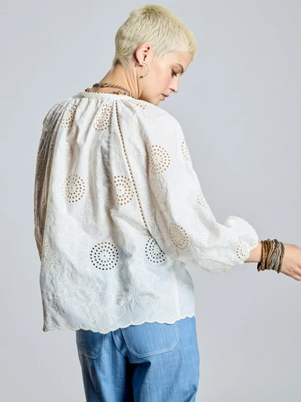 BLUSA BORDADA