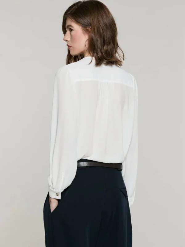 BODY CAMISA COLLARES DORADOS