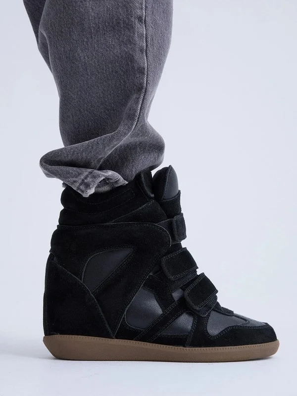 BOTIN ZAPATILLA CUÑA POR DENTRO