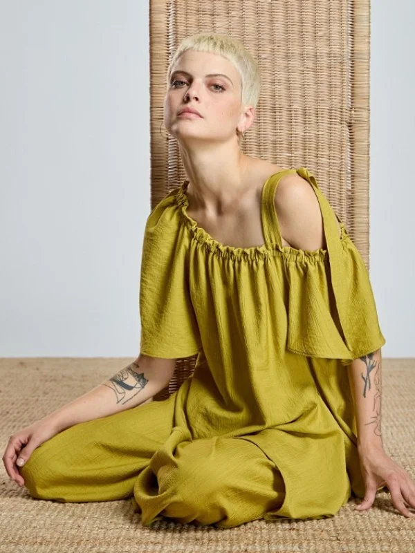 CAMISA ASIMETRICA UNA MANGA