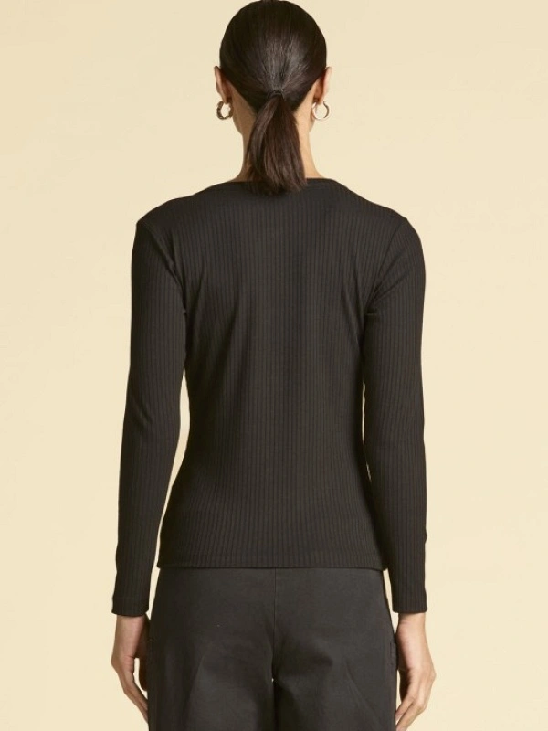 CAMISETA CANALE BOTONES