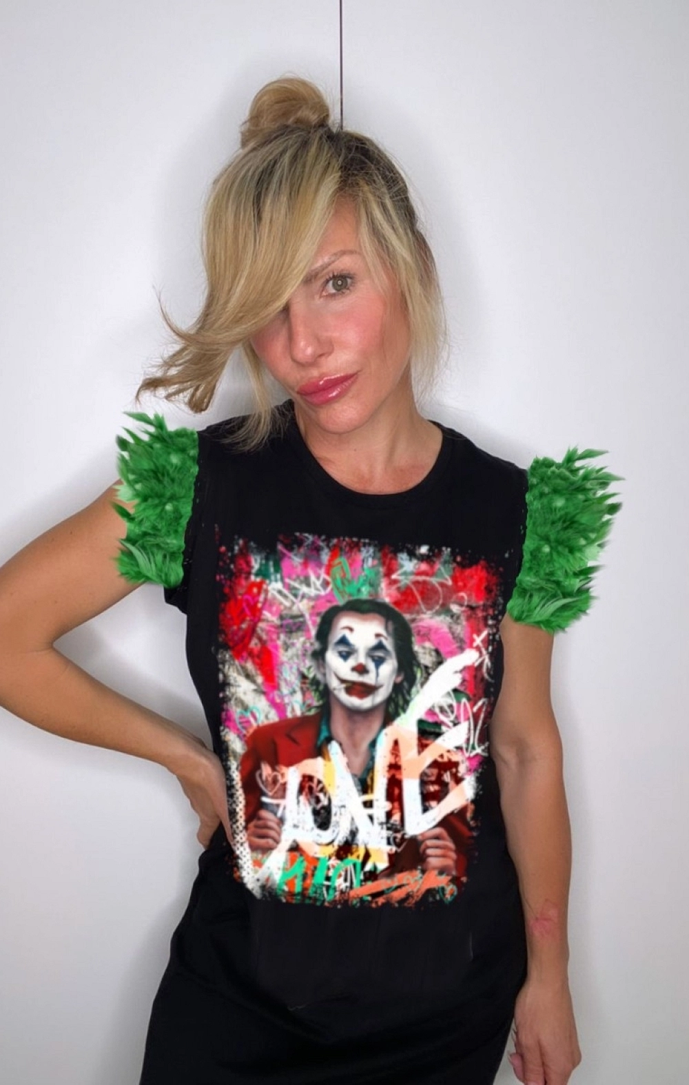 CAMISETA DE MUJER LOVE NEGRA LASAL