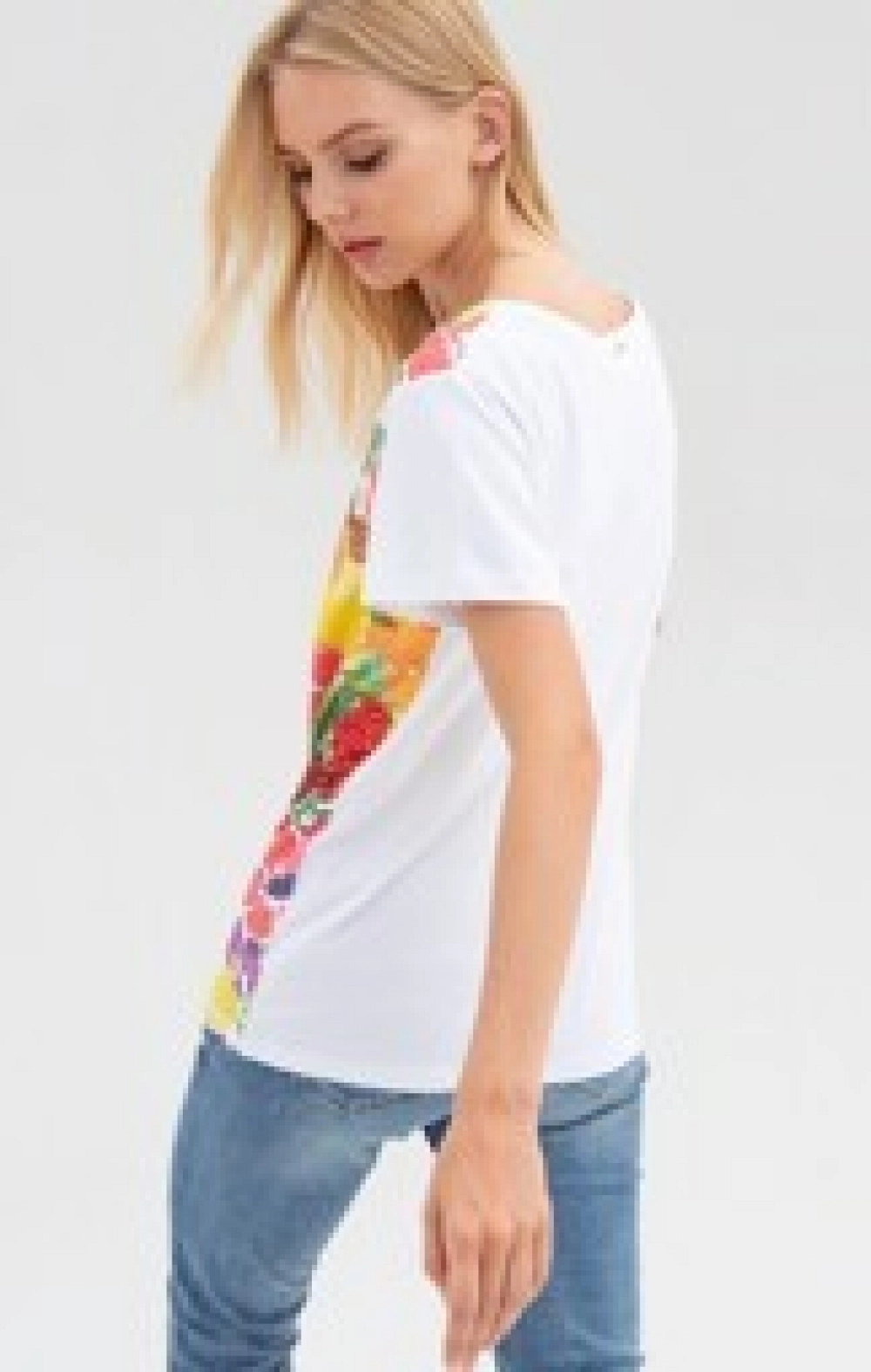 CAMISETA FRUTAS Y FLORES FRACOMINA