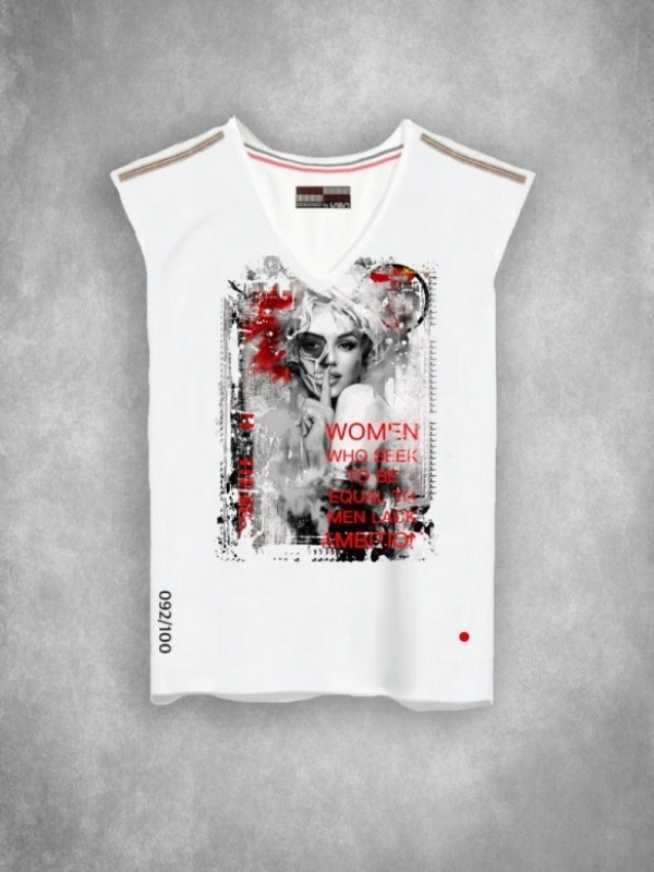 CAMISETA WOMAN SIN MANGAS HOMBRERAS