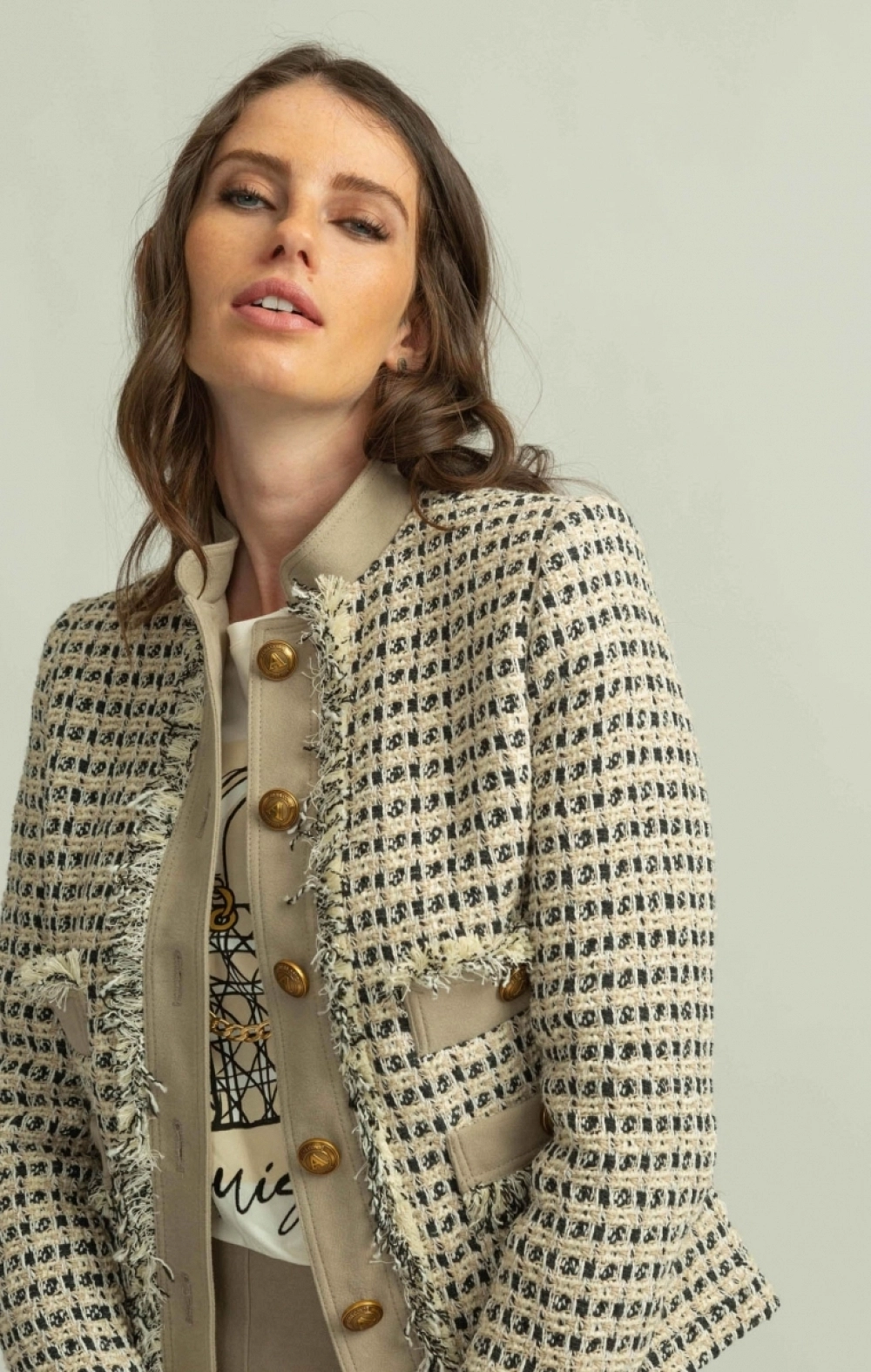 Chaqueta ALBA CONDE Bolsillos Desflecados