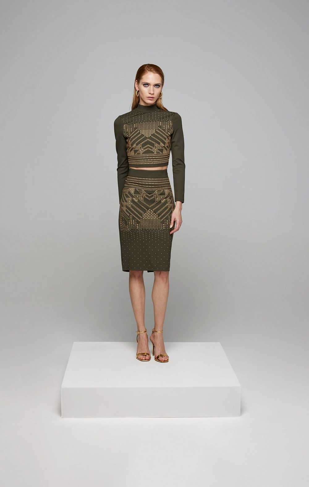 FALDA VERDE TACHAS T&L