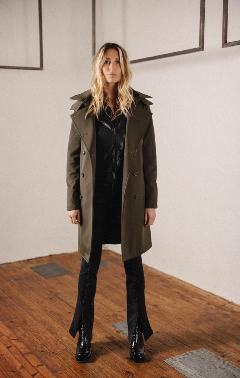 GABARDINA CAPUCHA HBT