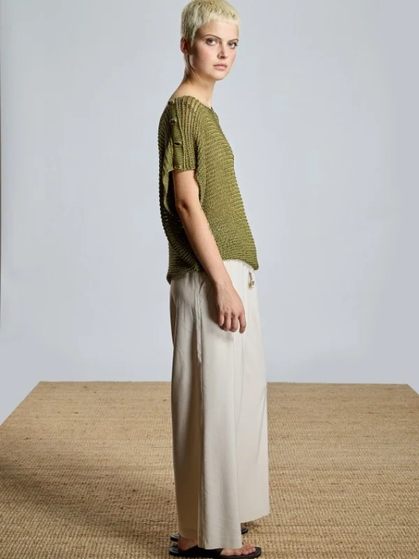 JERSEY SIN MANGAS CALADO