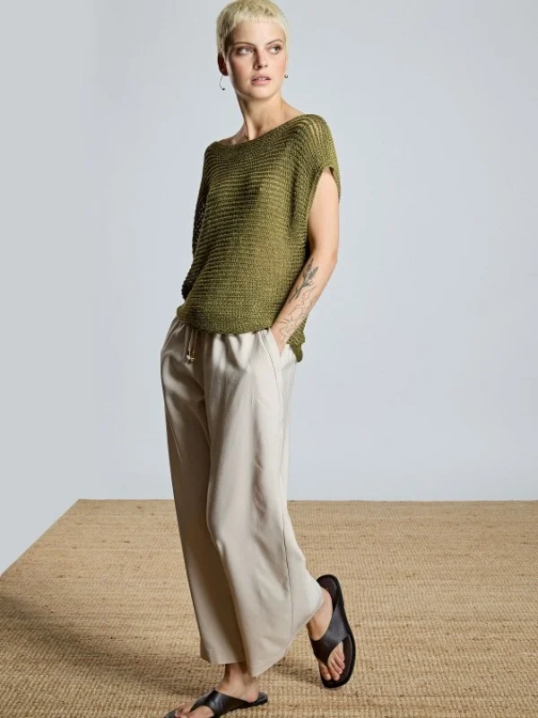 JERSEY SIN MANGAS CALADO