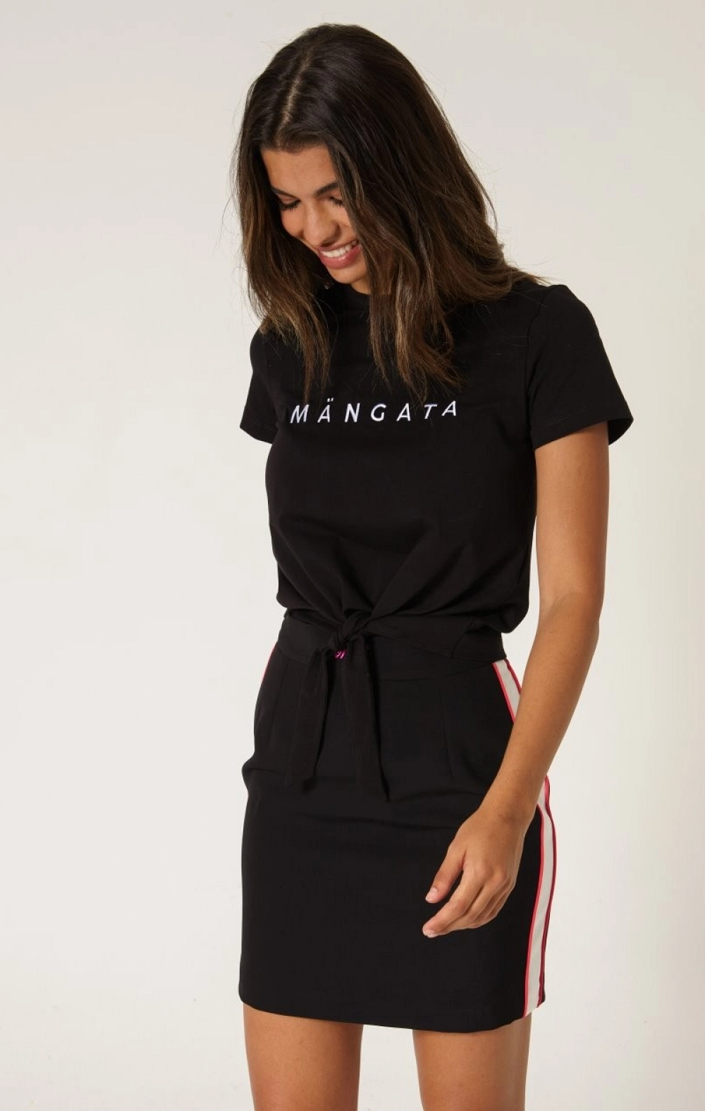 MINI FALDA MNGT NEGRA MANGATA