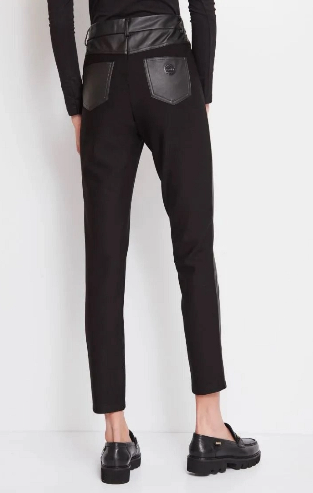 PANTALON PARTE DELANTERA POLIPIEL
