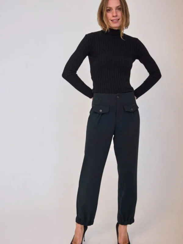 PANTALON PUNTI GOMA EN BAJO