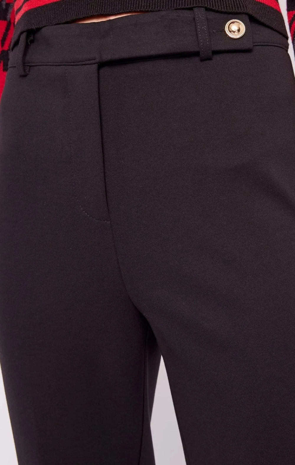 PANTALON PUNTO ROMA NEGRO BOTON