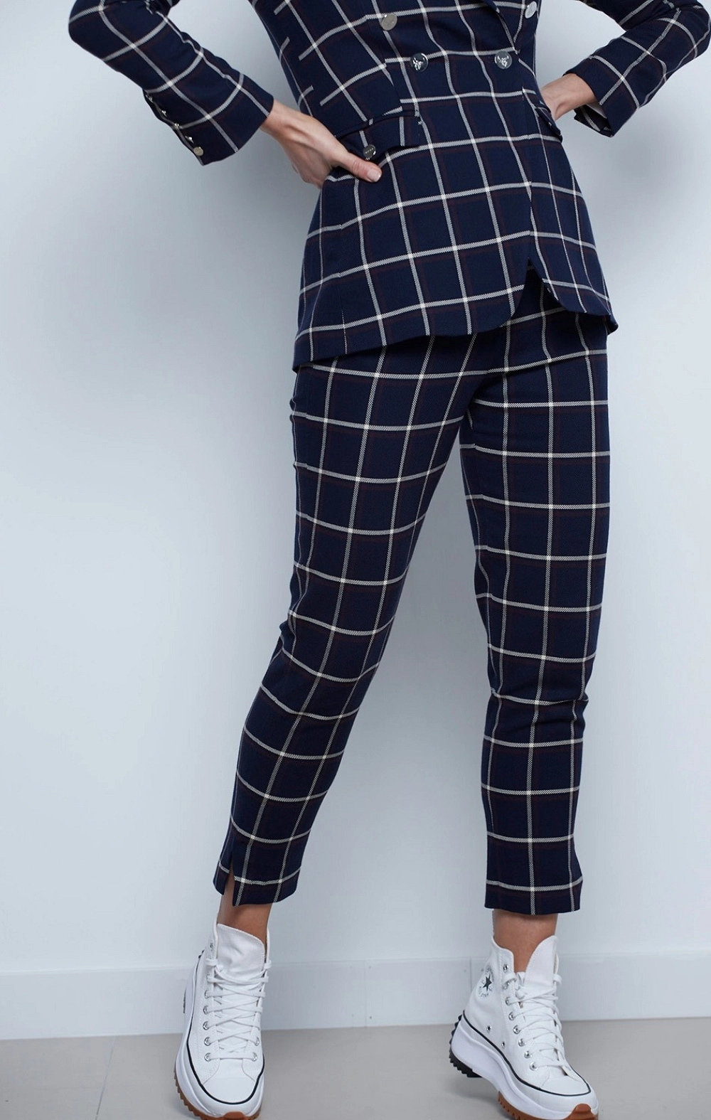 PANTALON RECTO CUADROS GRANDES MARINO/GRANATE MANGATA