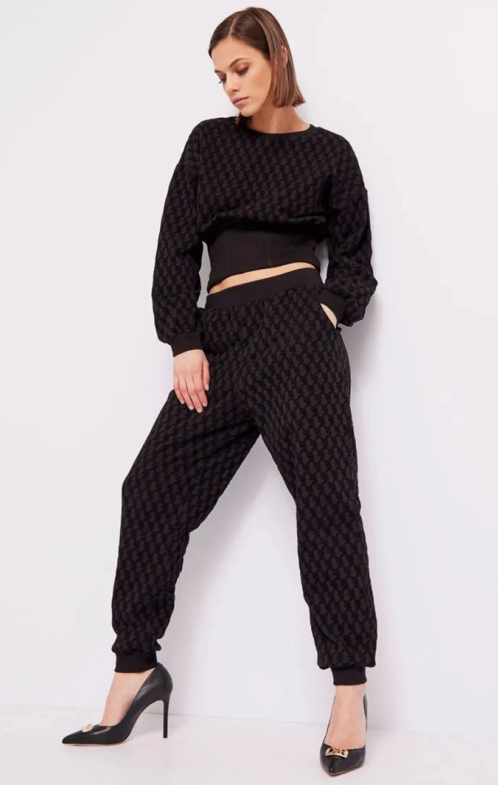 SUDADERA BALENAS DR NEGRA
