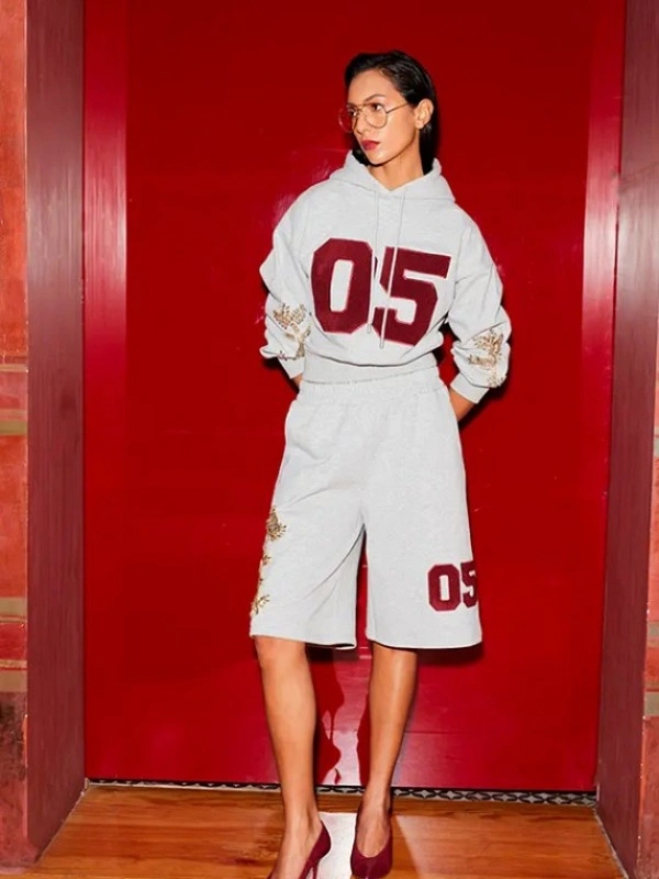 SUDADERA CON CAPUCHA