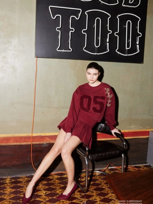 SUDADERA CUELLO CAJA