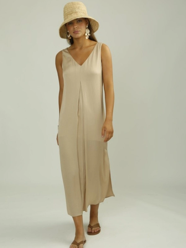 VESTIDO BEIGE LARGO TIRANTES AC