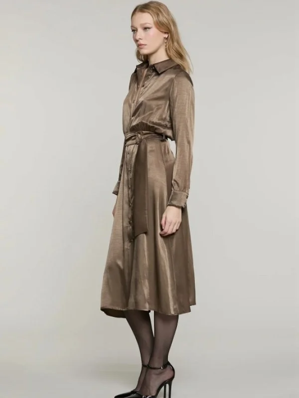 VESTIDO MIDI CAMISERO DE RASO