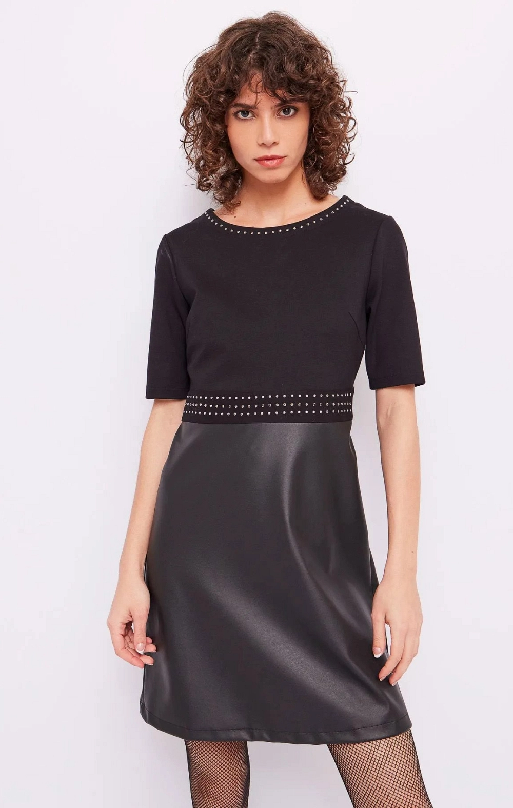 VESTIDO NEGRO MITAD POLIPIEL MITAD TELA