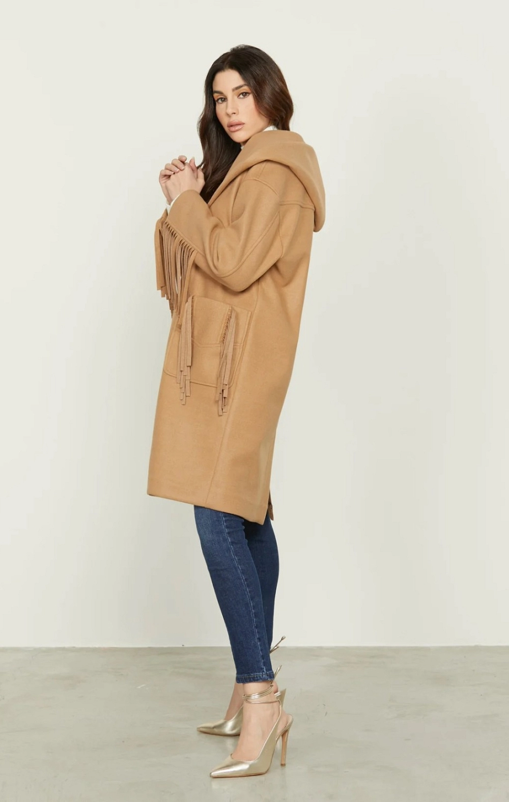 WOWI ABRIGO CAMEL PAÑO FLECOS